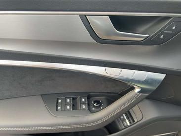Audi A6 55 TFSI E — photo 11
