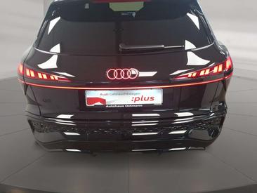 Audi Q3 S Line 30 TFSI — photo 16