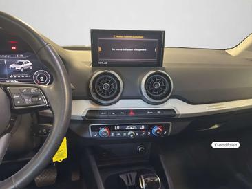 Audi Q2 S Line 35 TFSI — photo 11