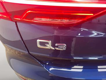 Audi Q3 45 TFSI E — photo 17