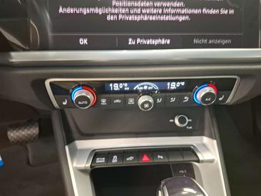 Audi Q3 45 TFSI E — photo 18