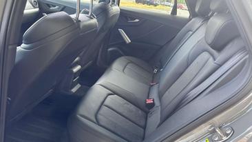 Audi Q2 S Line — photo 13