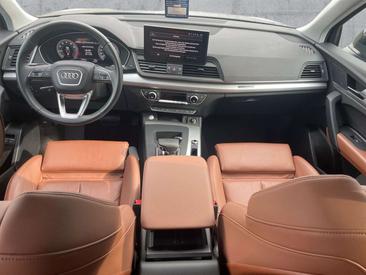 Audi Q5 50 TFSI E — photo 8