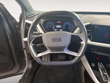 Audi Q4 E-tron — photo 11