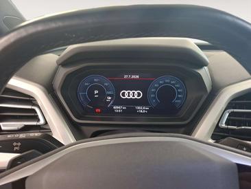 Audi Q4 E-tron — photo 12