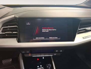 Audi Q4 E-tron — photo 13