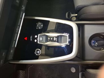 Audi Q4 E-tron — photo 18