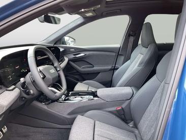 Audi Q6 E-tron S Line Performance — photo 9