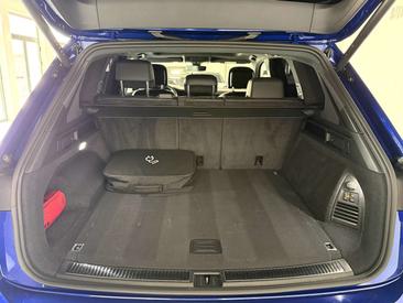 Volkswagen Touareg R — photo 7