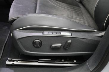 Volkswagen ID.5 Pro — photo 7