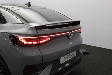 Volkswagen ID.5 Pro — photo 22
