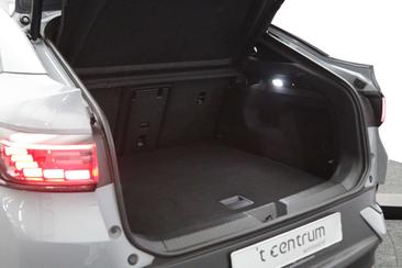 Volkswagen ID.5 Pro — photo 26