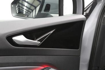 Volkswagen ID.5 Pro — photo 27