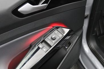Volkswagen ID.5 Pro — photo 28
