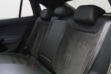 Volkswagen ID.5 Pro — photo 34