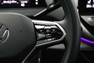 Volkswagen ID.5 Pro — photo 47