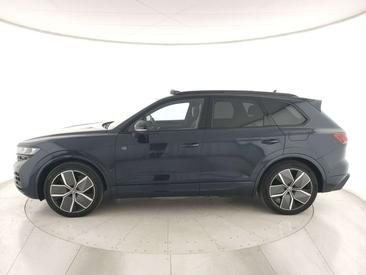 Volkswagen Touareg EHybrid R — photo 2