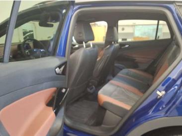Volkswagen ID.4 Pro — photo 2