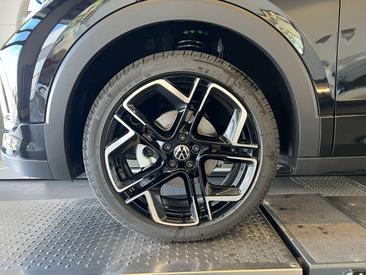 Volkswagen T-CROSS R-Line — photo 4