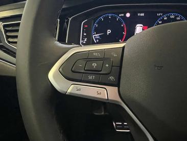 Volkswagen Taigo R-Line — photo 12