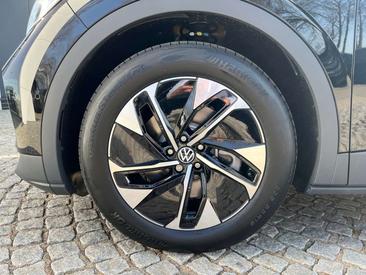 Volkswagen ID.4 Pro — photo 4
