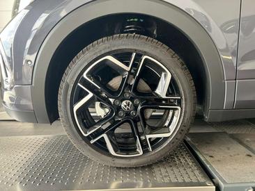 Volkswagen T-CROSS R-Line — photo 4