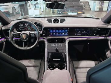 Porsche Panamera II E-Hybrid — photo 17