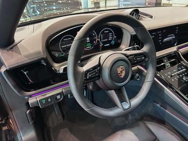 Porsche Panamera II E-Hybrid — photo 19