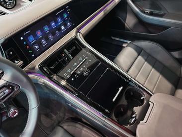 Porsche Panamera II E-Hybrid — photo 21