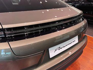 Porsche Panamera II E-Hybrid — photo 32