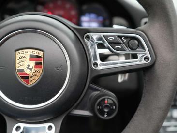 Porsche 991 GTS — photo 26