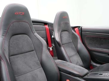 Porsche 991 GTS — photo 41