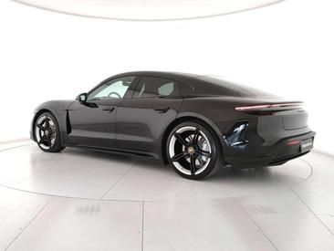 Porsche Taycan 4S — photo 2
