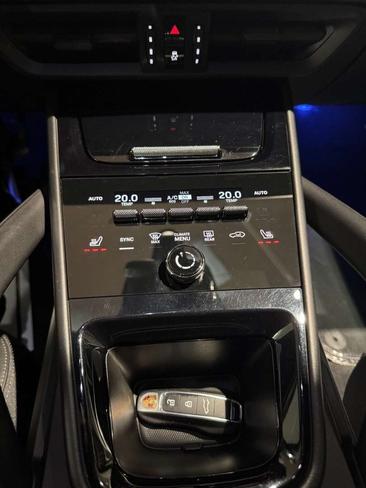 Porsche Cayenne III Turbo — photo 18