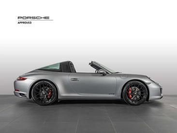 Porsche 991 I GTS — photo 7