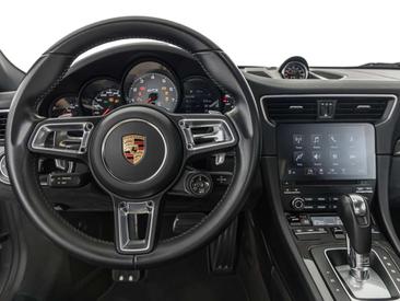Porsche 991 I GTS — photo 13