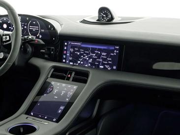 Porsche Taycan Performance Package — photo 13