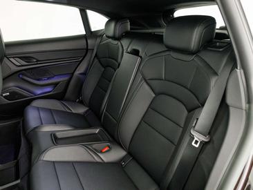 Porsche Taycan Performance Package — photo 16
