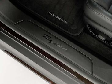 Porsche Taycan Performance Package — photo 20