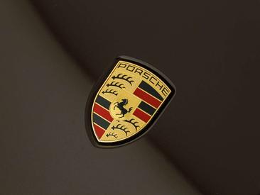 Porsche Taycan Performance Package — photo 25