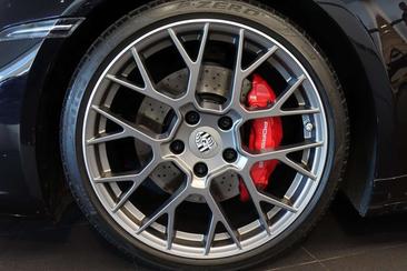 Porsche 992 I Carrera S — photo 29