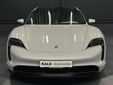 Porsche Taycan — photo 7