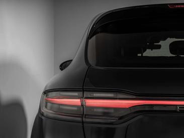 Porsche Macan Electrique T — photo 9