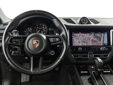 Porsche Macan Electrique T — photo 14