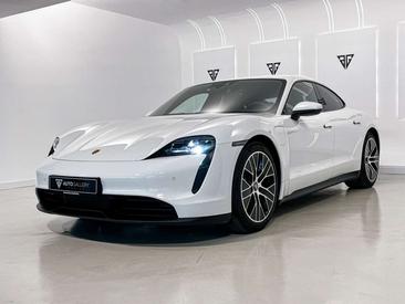 Porsche Taycan — photo 2