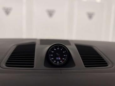 Porsche Cayenne III GTS — photo 17