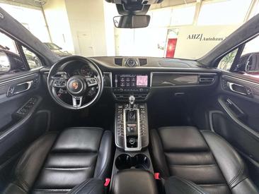 Porsche Macan Electrique Turbo — photo 9