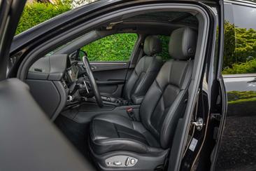 Porsche Macan Electrique Base — photo 5