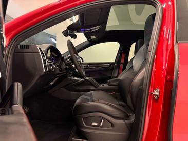 Porsche Cayenne III GTS — photo 29
