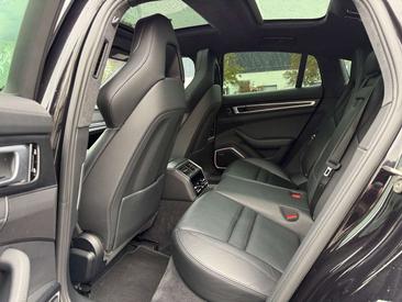 Porsche Panamera II GTS — photo 7